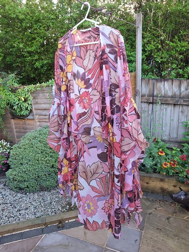 Unique piece bright fabric - in,