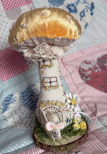 Toadstool mouse house unique - toadstool,