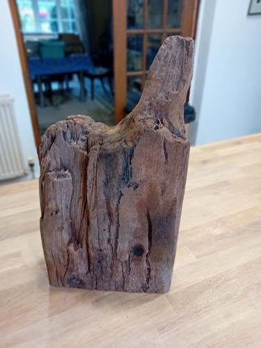 Unique driftwood block red - unique,