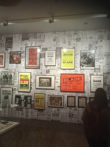 Slade vinyl wallpaper - -,